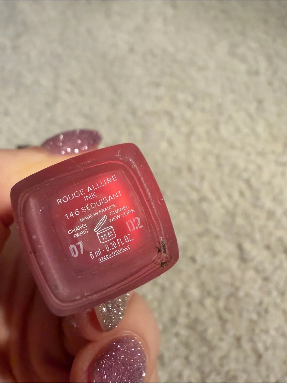 CHANEL Red Liquid Lipstick - Elegant Long-Wear Color 146 seduisant